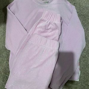 Light Pinkish Purple Velvet set.